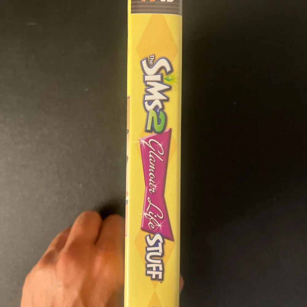 Sims 2: Glamour Life Stuff (PC, 2006) CIB